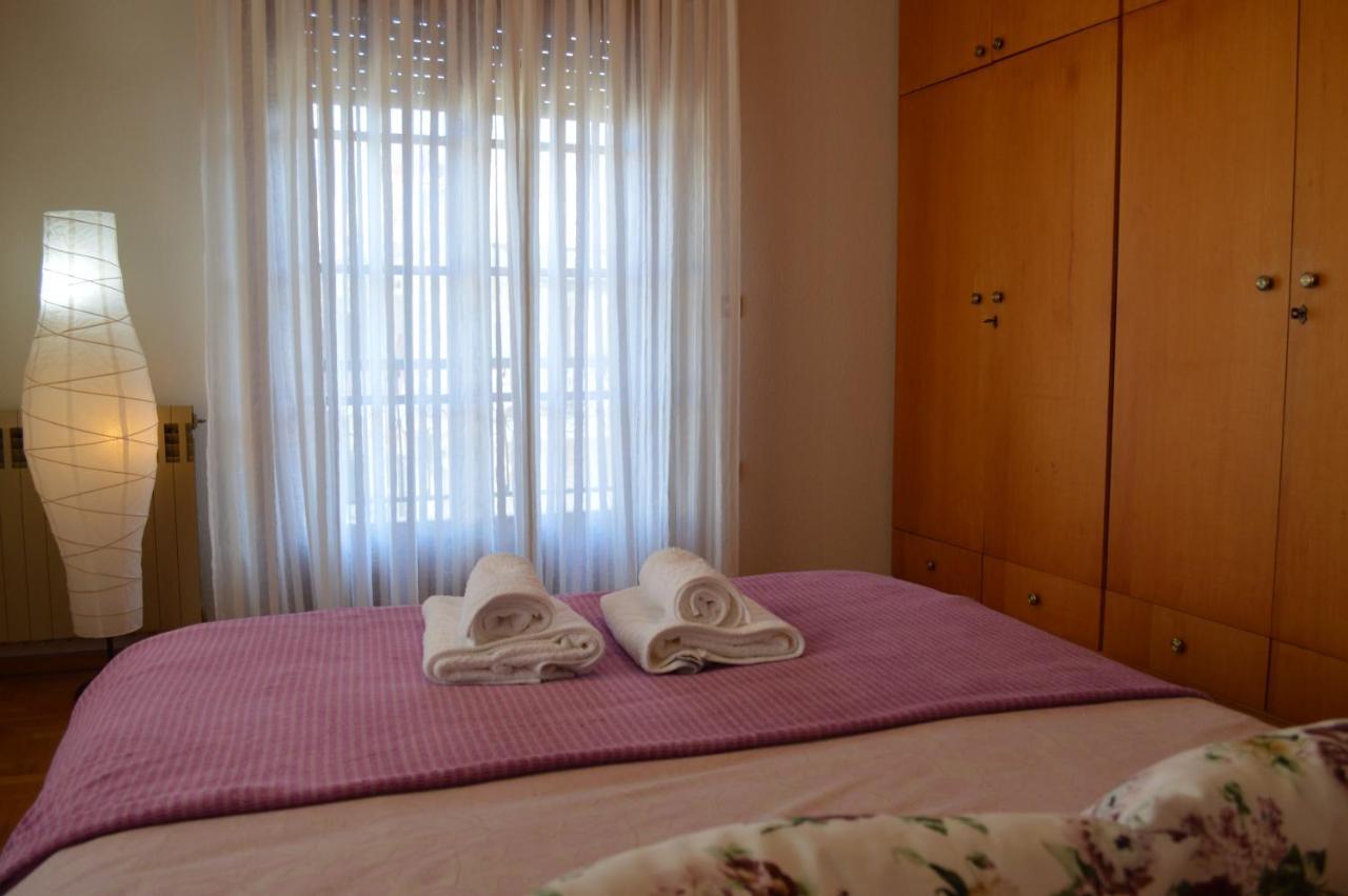 Meteora Family House Apartment กาลัมปากา ภายนอก รูปภาพ