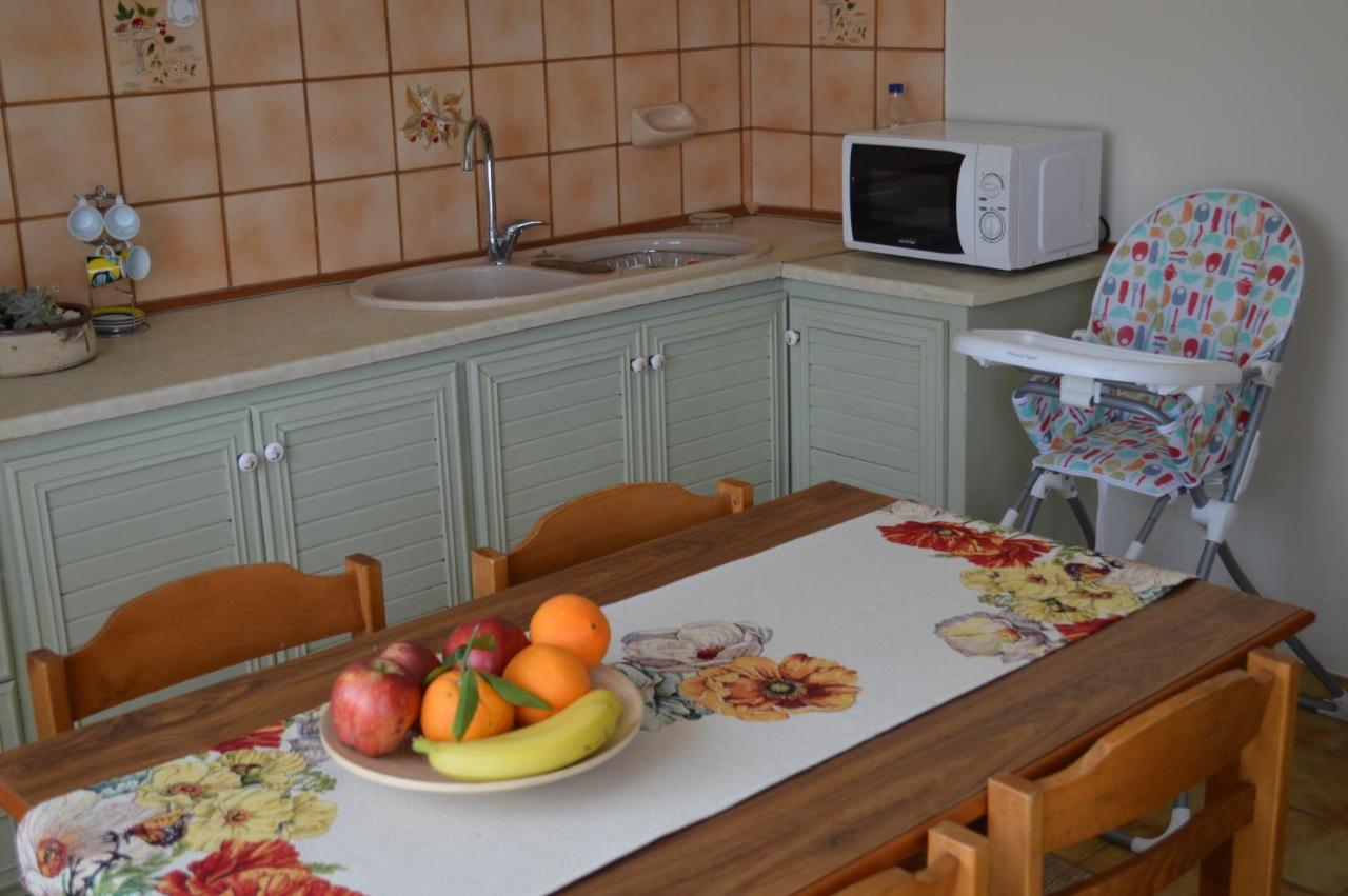Meteora Family House Apartment กาลัมปากา ภายนอก รูปภาพ